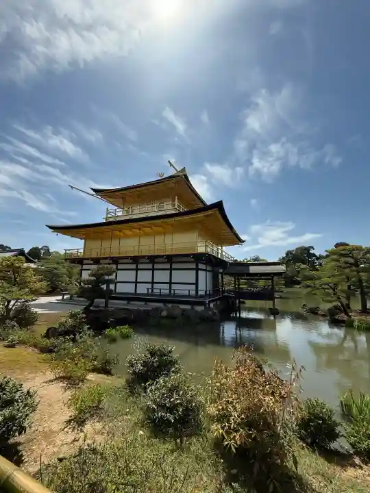 鹿苑寺(金閣寺)の{uncategorized: "未分類", other: "その他", undefined: "問題あり", building: "その他建物", grave: "お墓", sacred_gate: "鳥居", guardian: "狛犬", statue: "像", buddha: "仏像", history: "歴史", nature: "自然", garden: "庭園", animal: "動物", pagoda: "塔", temizu: "手水舎", mountain_gate: "山門・神門", sanctuary: "本殿・本堂", subordinate: "末社・摂社", art: "芸術", scenery: "景色", jizo: "地蔵", ema: "絵馬", goshuin: "御朱印", omikuji: "おみくじ", items: "授与品その他", amulet: "お守り", goshuincho: "御朱印帳", eats: "食事", festival: "お祭り", votive_dance: "神楽", shichigosan: "七五三参", wedding: "結婚式", experience: "体験その他", initially: "初詣", around: "周辺", anti_infection: "感染症対策"}