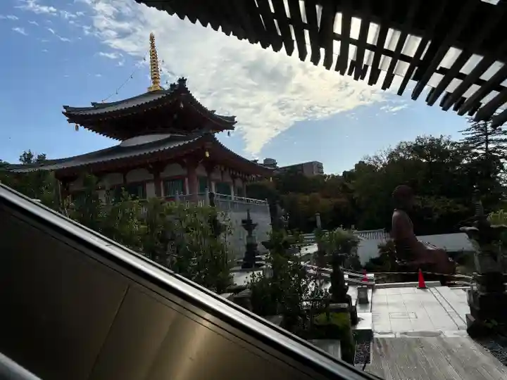 八事山 興正寺の景色