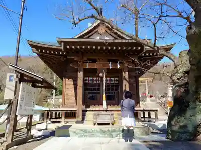 信夫山天満宮の本殿・本堂