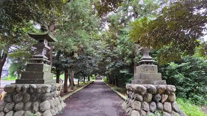 三ケ尻八幡神社の建物その他