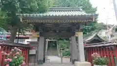 王子稲荷神社の山門