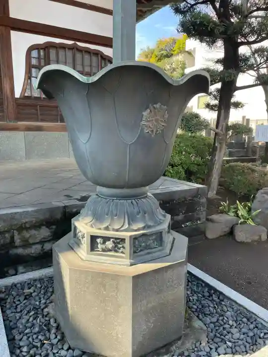 瑞円寺の{uncategorized: "未分類", other: "その他", undefined: "問題あり", building: "その他建物", grave: "お墓", sacred_gate: "鳥居", guardian: "狛犬", statue: "像", buddha: "仏像", history: "歴史", nature: "自然", garden: "庭園", animal: "動物", pagoda: "塔", temizu: "手水舎", mountain_gate: "山門・神門", sanctuary: "本殿・本堂", subordinate: "末社・摂社", art: "芸術", scenery: "景色", jizo: "地蔵", ema: "絵馬", goshuin: "御朱印", omikuji: "おみくじ", items: "授与品その他", amulet: "お守り", goshuincho: "御朱印帳", eats: "食事", festival: "お祭り", votive_dance: "神楽", shichigosan: "七五三参", wedding: "結婚式", experience: "体験その他", initially: "初詣", around: "周辺", anti_infection: "感染症対策"}