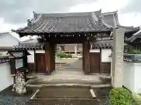 祐泉寺の山門・神門