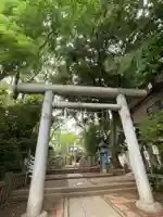 赤堤六所神社の鳥居
