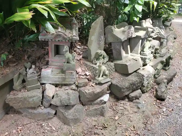 尾曳稲荷神社のその他建物