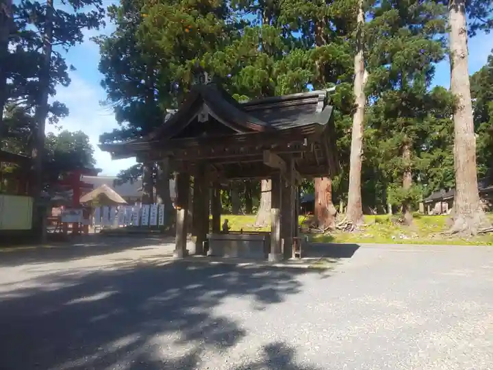 出羽神社(出羽三山神社)~三神合祭殿~(山形県)