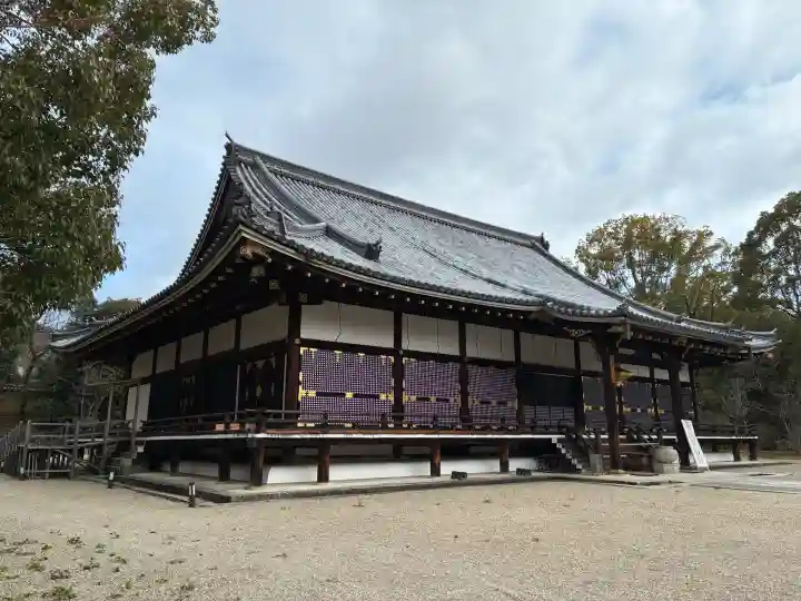 仁和寺の{uncategorized: "未分類", other: "その他", undefined: "問題あり", building: "その他建物", grave: "お墓", sacred_gate: "鳥居", guardian: "狛犬", statue: "像", buddha: "仏像", history: "歴史", nature: "自然", garden: "庭園", animal: "動物", pagoda: "塔", temizu: "手水舎", mountain_gate: "山門・神門", sanctuary: "本殿・本堂", subordinate: "末社・摂社", art: "芸術", scenery: "景色", jizo: "地蔵", ema: "絵馬", goshuin: "御朱印", omikuji: "おみくじ", items: "授与品その他", amulet: "お守り", goshuincho: "御朱印帳", eats: "食事", festival: "お祭り", votive_dance: "神楽", shichigosan: "七五三参", wedding: "結婚式", experience: "体験その他", initially: "初詣", around: "周辺", anti_infection: "感染症対策"}