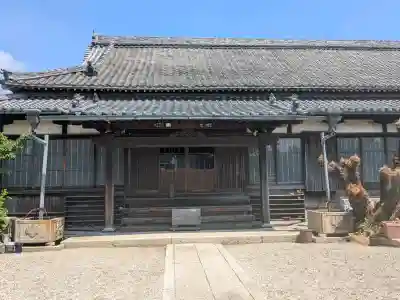 徳正寺の{uncategorized: "未分類", other: "その他", undefined: "問題あり", building: "その他建物", grave: "お墓", sacred_gate: "鳥居", guardian: "狛犬", statue: "像", buddha: "仏像", history: "歴史", nature: "自然", garden: "庭園", animal: "動物", pagoda: "塔", temizu: "手水舎", mountain_gate: "山門・神門", sanctuary: "本殿・本堂", subordinate: "末社・摂社", art: "芸術", scenery: "景色", jizo: "地蔵", ema: "絵馬", goshuin: "御朱印", omikuji: "おみくじ", items: "授与品その他", amulet: "お守り", goshuincho: "御朱印帳", eats: "食事", festival: "お祭り", votive_dance: "神楽", shichigosan: "七五三参", wedding: "結婚式", experience: "体験その他", initially: "初詣", around: "周辺", anti_infection: "感染症対策"}