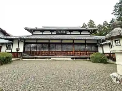 松雲寺の本殿