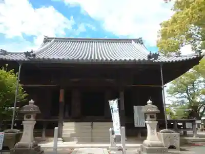 斑鳩寺の本殿・本堂