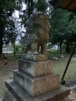 神明社(宮浦)の狛犬