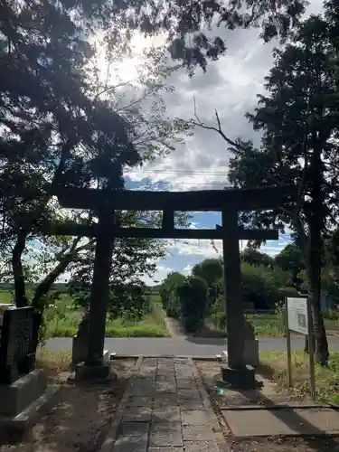 八幡神社の鳥居