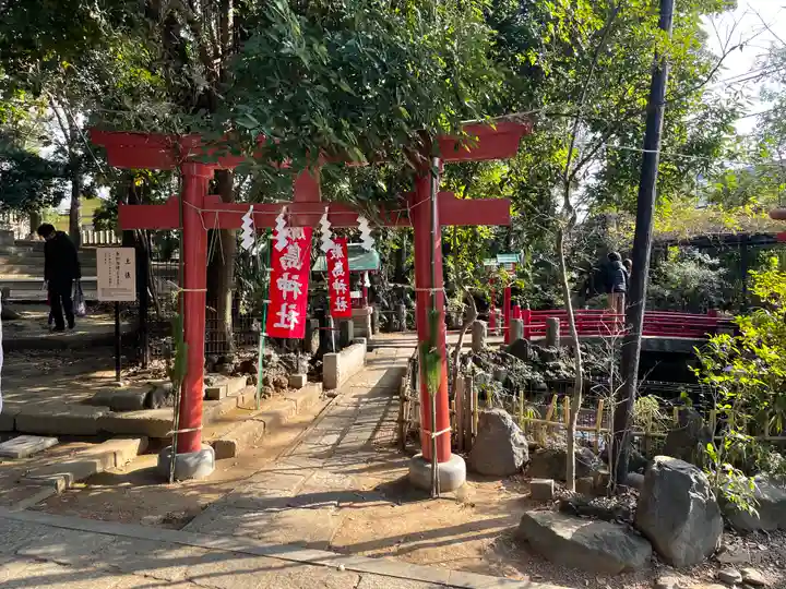 世田谷八幡宮の鳥居