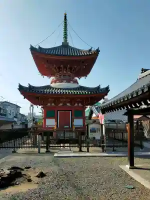 長遠寺の{uncategorized: "未分類", other: "その他", undefined: "問題あり", building: "その他建物", grave: "お墓", sacred_gate: "鳥居", guardian: "狛犬", statue: "像", buddha: "仏像", history: "歴史", nature: "自然", garden: "庭園", animal: "動物", pagoda: "塔", temizu: "手水舎", mountain_gate: "山門・神門", sanctuary: "本殿・本堂", subordinate: "末社・摂社", art: "芸術", scenery: "景色", jizo: "地蔵", ema: "絵馬", goshuin: "御朱印", omikuji: "おみくじ", items: "授与品その他", amulet: "お守り", goshuincho: "御朱印帳", eats: "食事", festival: "お祭り", votive_dance: "神楽", shichigosan: "七五三参", wedding: "結婚式", experience: "体験その他", initially: "初詣", around: "周辺", anti_infection: "感染症対策"}