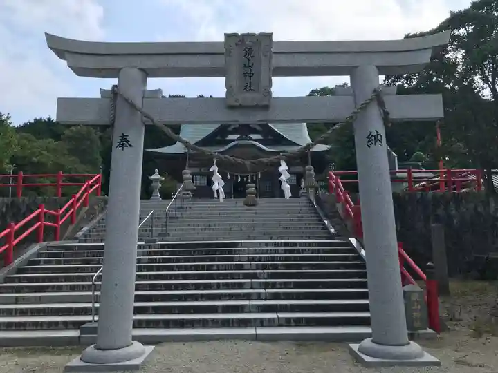 鏡山稲荷神社の鳥居