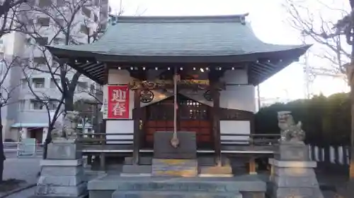 諏訪神社の本殿