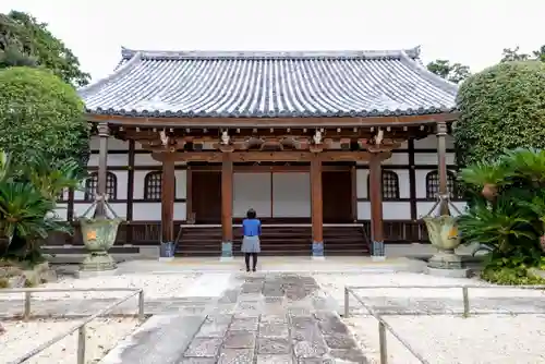 西見寺の本殿・本堂