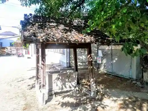 神明社（小根神明社）の手水舎