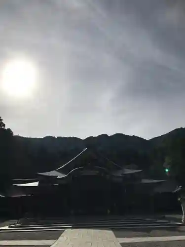 彌彦神社の本殿・本堂