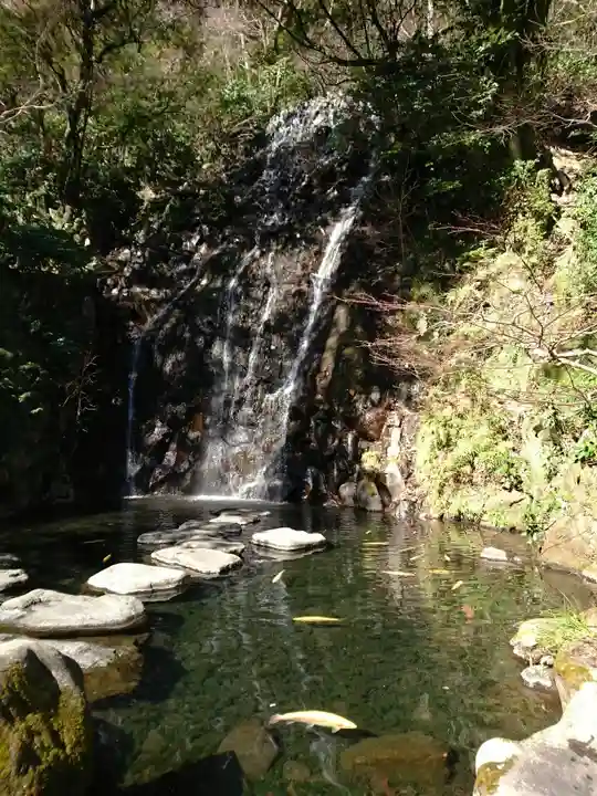 玉簾神社(神奈川県)
