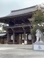 寒川神社の山門・神門