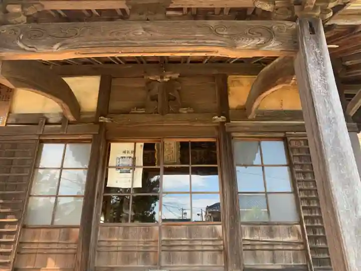 薬師寺の本殿・本堂