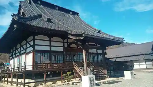 常泉寺の本殿