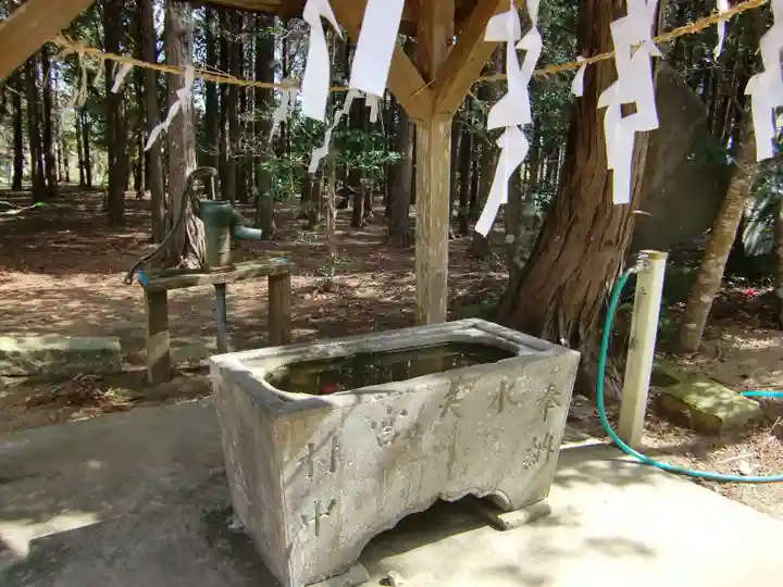 椿ノ海 水神社の手水舎