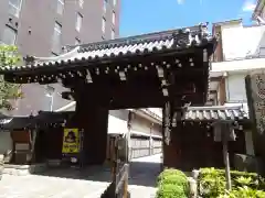 本能寺の山門