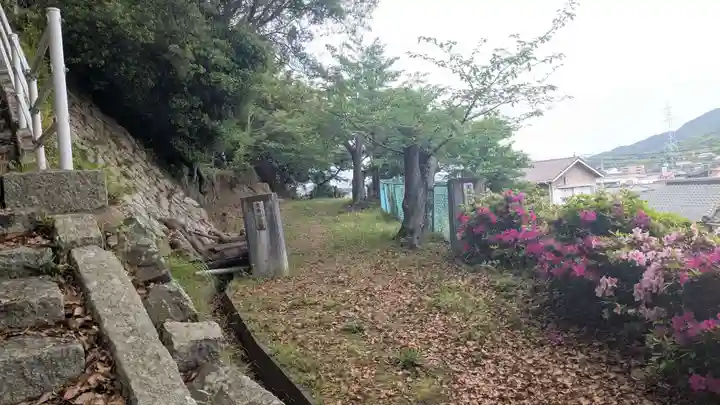 天神神社の庭園