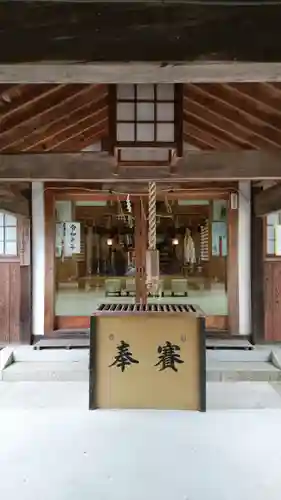 御崎神社の本殿・本堂