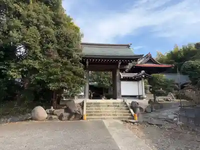 感応院の{uncategorized: "未分類", other: "その他", undefined: "問題あり", building: "その他建物", grave: "お墓", sacred_gate: "鳥居", guardian: "狛犬", statue: "像", buddha: "仏像", history: "歴史", nature: "自然", garden: "庭園", animal: "動物", pagoda: "塔", temizu: "手水舎", mountain_gate: "山門・神門", sanctuary: "本殿・本堂", subordinate: "末社・摂社", art: "芸術", scenery: "景色", jizo: "地蔵", ema: "絵馬", goshuin: "御朱印", omikuji: "おみくじ", items: "授与品その他", amulet: "お守り", goshuincho: "御朱印帳", eats: "食事", festival: "お祭り", votive_dance: "神楽", shichigosan: "七五三参", wedding: "結婚式", experience: "体験その他", initially: "初詣", around: "周辺", anti_infection: "感染症対策"}