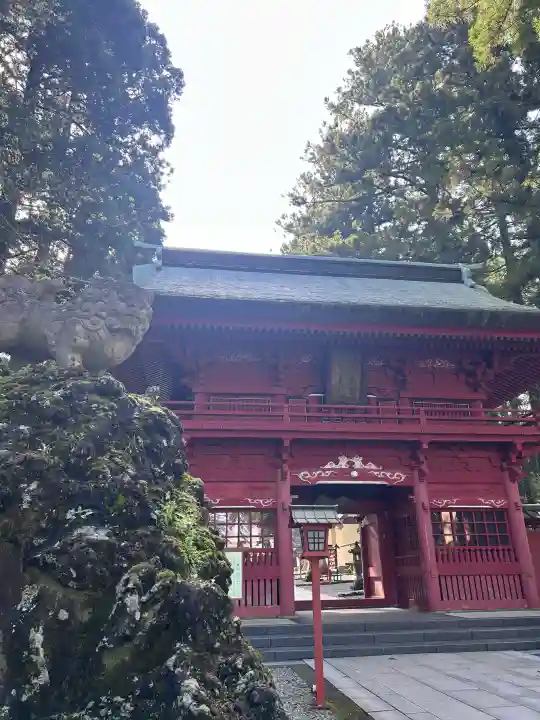 富士山東口本宮 冨士浅間神社の{uncategorized: "未分類", other: "その他", undefined: "問題あり", building: "その他建物", grave: "お墓", sacred_gate: "鳥居", guardian: "狛犬", statue: "像", buddha: "仏像", history: "歴史", nature: "自然", garden: "庭園", animal: "動物", pagoda: "塔", temizu: "手水舎", mountain_gate: "山門・神門", sanctuary: "本殿・本堂", subordinate: "末社・摂社", art: "芸術", scenery: "景色", jizo: "地蔵", ema: "絵馬", goshuin: "御朱印", omikuji: "おみくじ", items: "授与品その他", amulet: "お守り", goshuincho: "御朱印帳", eats: "食事", festival: "お祭り", votive_dance: "神楽", shichigosan: "七五三参", wedding: "結婚式", experience: "体験その他", initially: "初詣", around: "周辺", anti_infection: "感染症対策"}