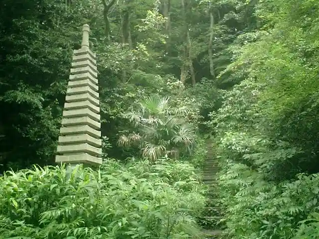 安國論寺(安国論寺)の塔