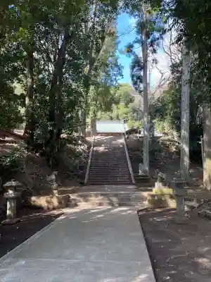 下立松原神社の{uncategorized: "未分類", other: "その他", undefined: "問題あり", building: "その他建物", grave: "お墓", sacred_gate: "鳥居", guardian: "狛犬", statue: "像", buddha: "仏像", history: "歴史", nature: "自然", garden: "庭園", animal: "動物", pagoda: "塔", temizu: "手水舎", mountain_gate: "山門・神門", sanctuary: "本殿・本堂", subordinate: "末社・摂社", art: "芸術", scenery: "景色", jizo: "地蔵", ema: "絵馬", goshuin: "御朱印", omikuji: "おみくじ", items: "授与品その他", amulet: "お守り", goshuincho: "御朱印帳", eats: "食事", festival: "お祭り", votive_dance: "神楽", shichigosan: "七五三参", wedding: "結婚式", experience: "体験その他", initially: "初詣", around: "周辺", anti_infection: "感染症対策"}