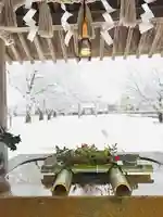 守りの神 藤基神社の手水舎