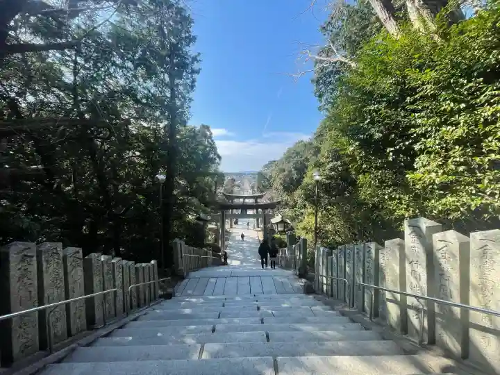 宮地嶽神社の{uncategorized: "未分類", other: "その他", undefined: "問題あり", building: "その他建物", grave: "お墓", sacred_gate: "鳥居", guardian: "狛犬", statue: "像", buddha: "仏像", history: "歴史", nature: "自然", garden: "庭園", animal: "動物", pagoda: "塔", temizu: "手水舎", mountain_gate: "山門・神門", sanctuary: "本殿・本堂", subordinate: "末社・摂社", art: "芸術", scenery: "景色", jizo: "地蔵", ema: "絵馬", goshuin: "御朱印", omikuji: "おみくじ", items: "授与品その他", amulet: "お守り", goshuincho: "御朱印帳", eats: "食事", festival: "お祭り", votive_dance: "神楽", shichigosan: "七五三参", wedding: "結婚式", experience: "体験その他", initially: "初詣", around: "周辺", anti_infection: "感染症対策"}