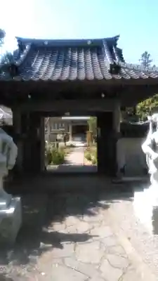 興禅院の山門・神門