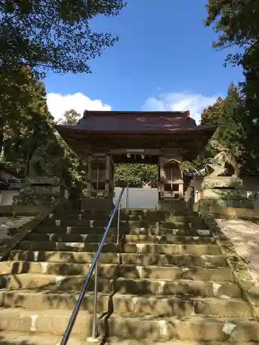 秋鹿神社の山門・神門