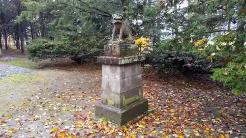 川西神社の狛犬