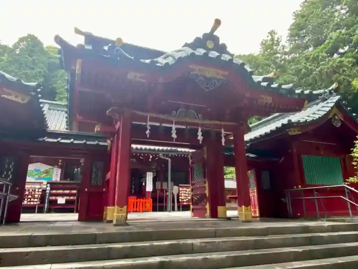 箱根神社の山門・神門