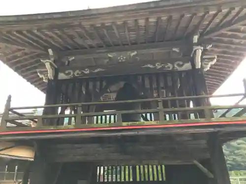 霊巌寺の山門・神門