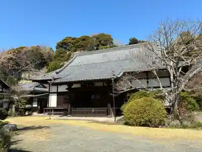 浄光明寺の{uncategorized: "未分類", other: "その他", undefined: "問題あり", building: "その他建物", grave: "お墓", sacred_gate: "鳥居", guardian: "狛犬", statue: "像", buddha: "仏像", history: "歴史", nature: "自然", garden: "庭園", animal: "動物", pagoda: "塔", temizu: "手水舎", mountain_gate: "山門・神門", sanctuary: "本殿・本堂", subordinate: "末社・摂社", art: "芸術", scenery: "景色", jizo: "地蔵", ema: "絵馬", goshuin: "御朱印", omikuji: "おみくじ", items: "授与品その他", amulet: "お守り", goshuincho: "御朱印帳", eats: "食事", festival: "お祭り", votive_dance: "神楽", shichigosan: "七五三参", wedding: "結婚式", experience: "体験その他", initially: "初詣", around: "周辺", anti_infection: "感染症対策"}