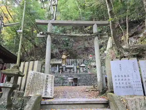 大本山七宝瀧寺(大阪府)