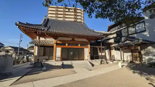 宝泉寺の本殿・本堂