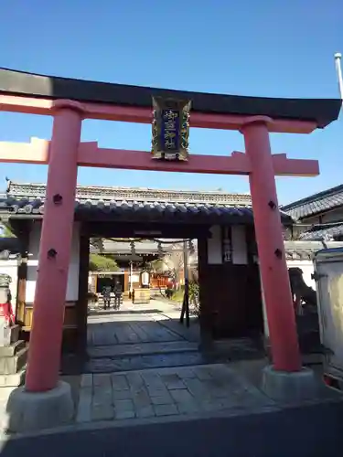 御霊神社の鳥居