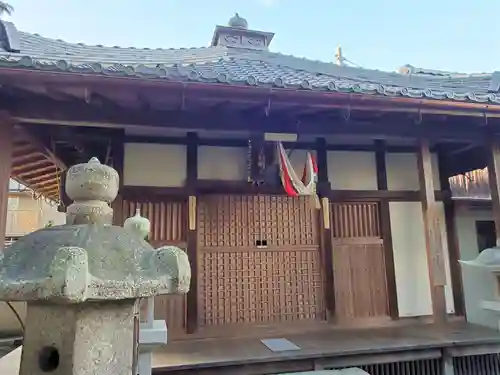 鷹飼八幡神社の建物その他