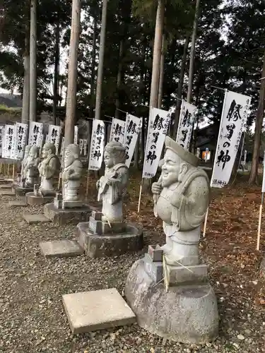 秋保神社の像