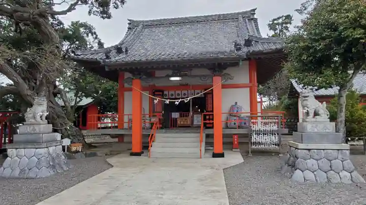 高塚熊野神社の本殿・本堂