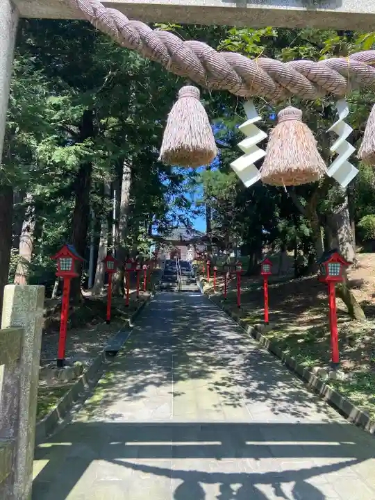倶利迦羅不動寺山頂本堂(石川県)